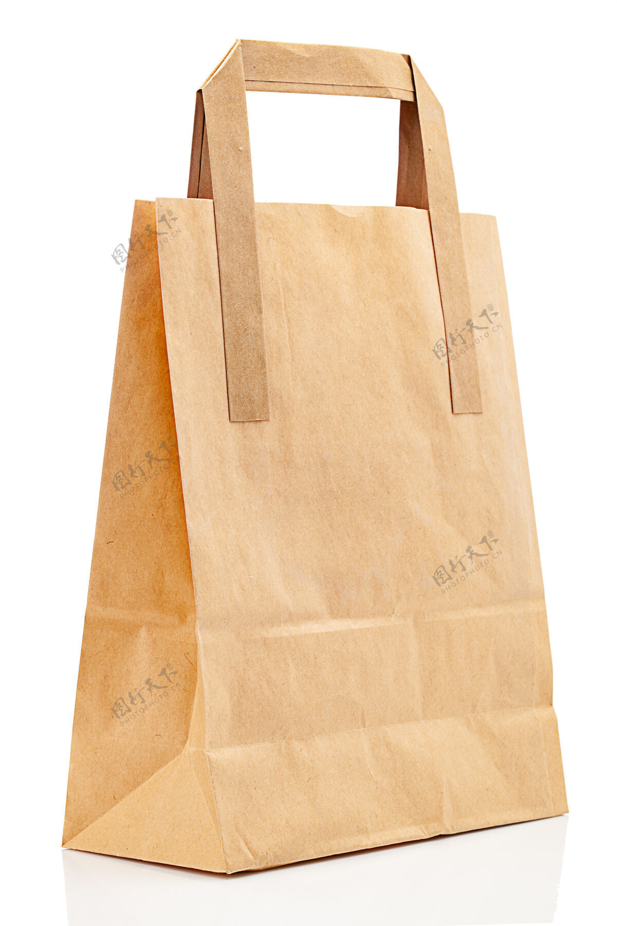 环保纸袋模型与地方的标志隔离在白色背景上购买牛皮纸商业