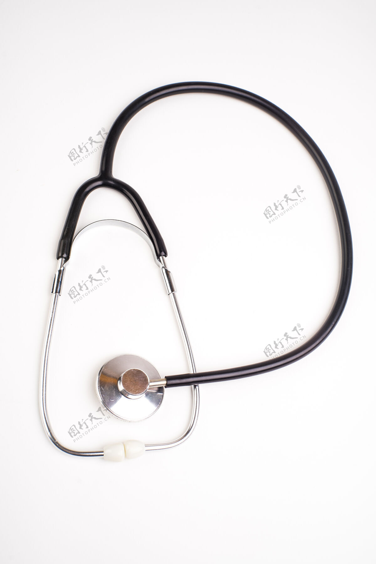 仪器听诊器 白色隔离 顶部视图.医疗工具治疗听诊器心跳