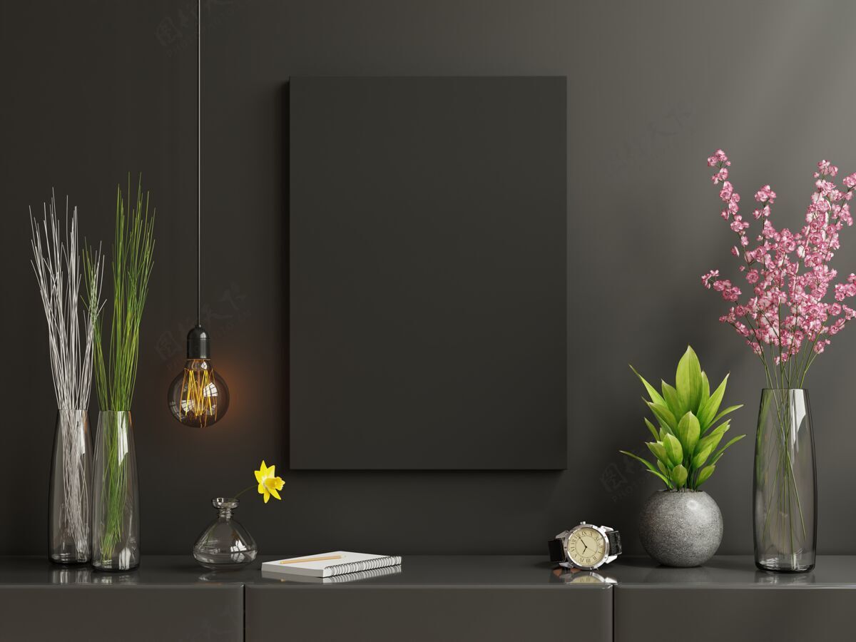 房间客厅内部橱柜上的黑色海报框 空的黑色墙壁 3d渲染家具空舒适