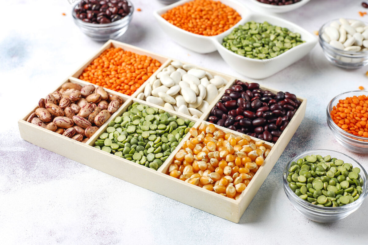 谷物豆类和豆类品种健康的纯素蛋白质食物豆类混合顶部