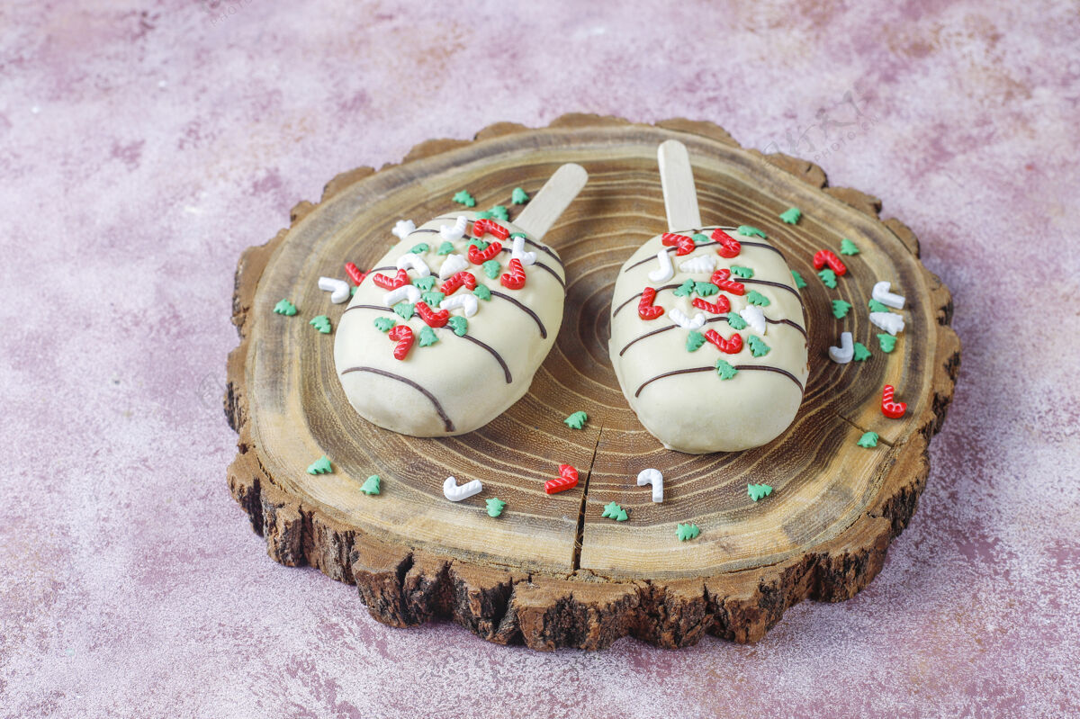 树枝美味的自制圣诞饼干传统圣诞年