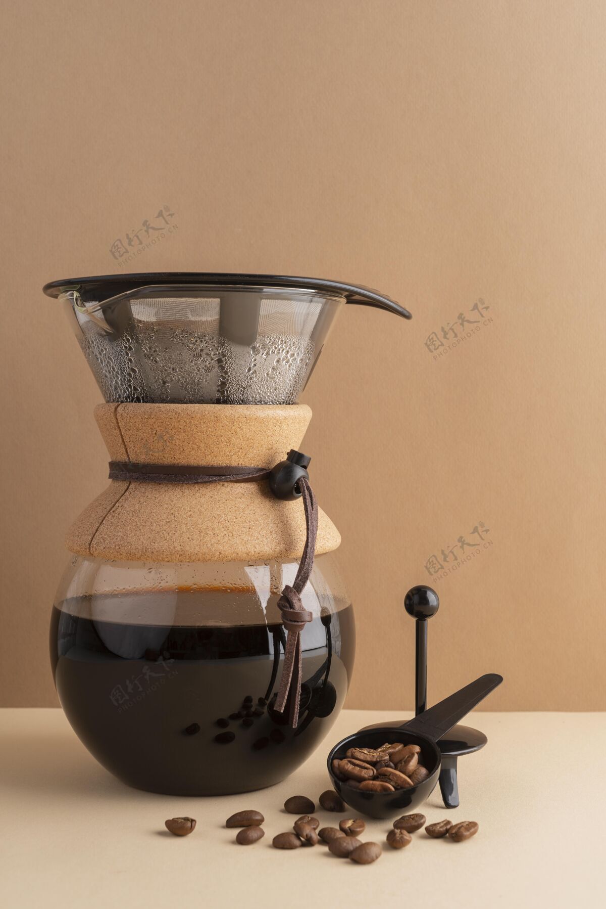 咖啡机咖啡机在桌子上香味咖啡机咖啡豆