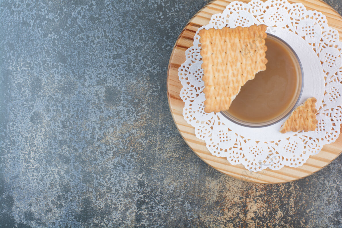 咖啡美味的饼干和咖啡香气杯大理石背景高品质的照片面包房马克杯糕点