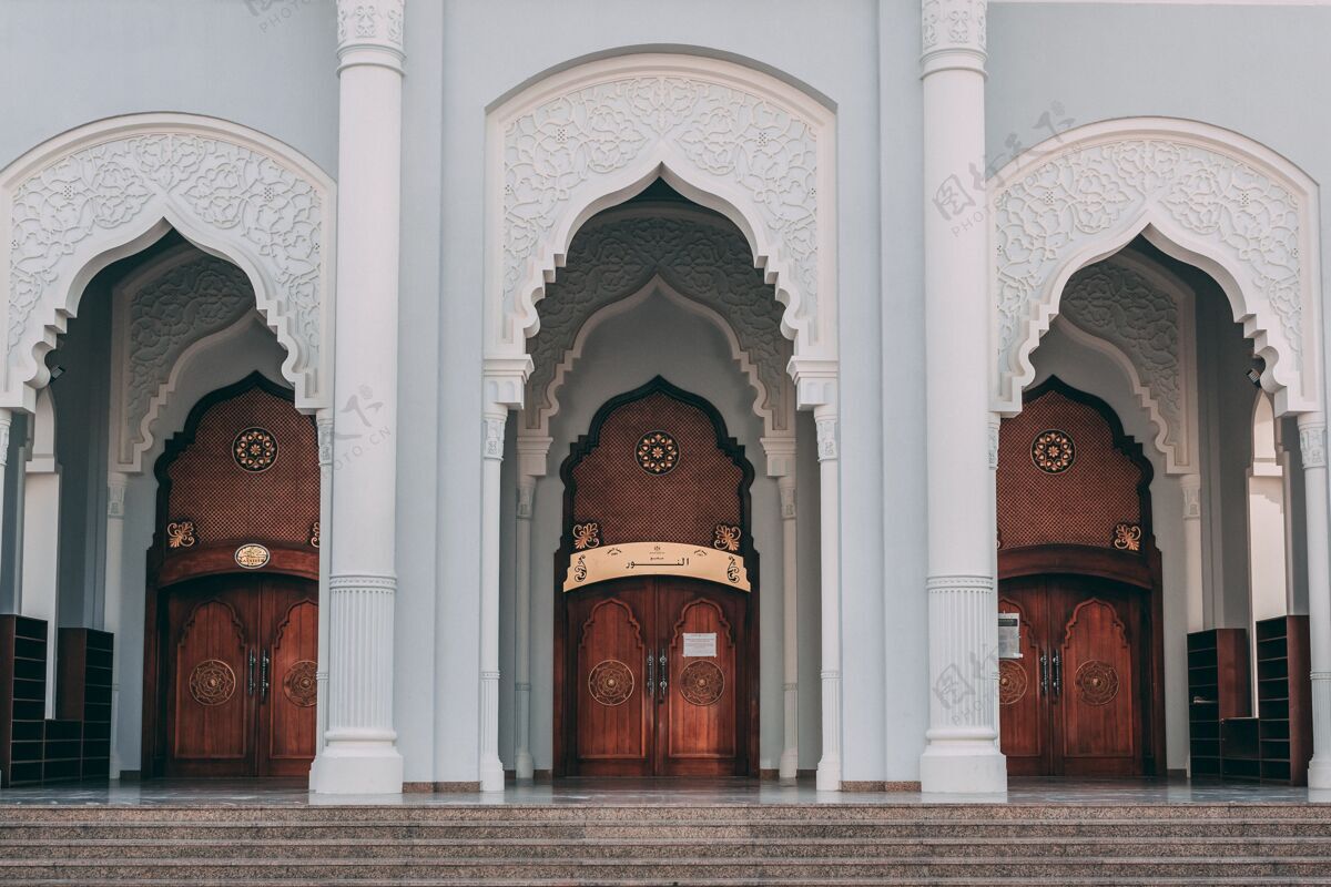 门清真寺建筑正门的漂亮设计阿拉伯语外部历史
