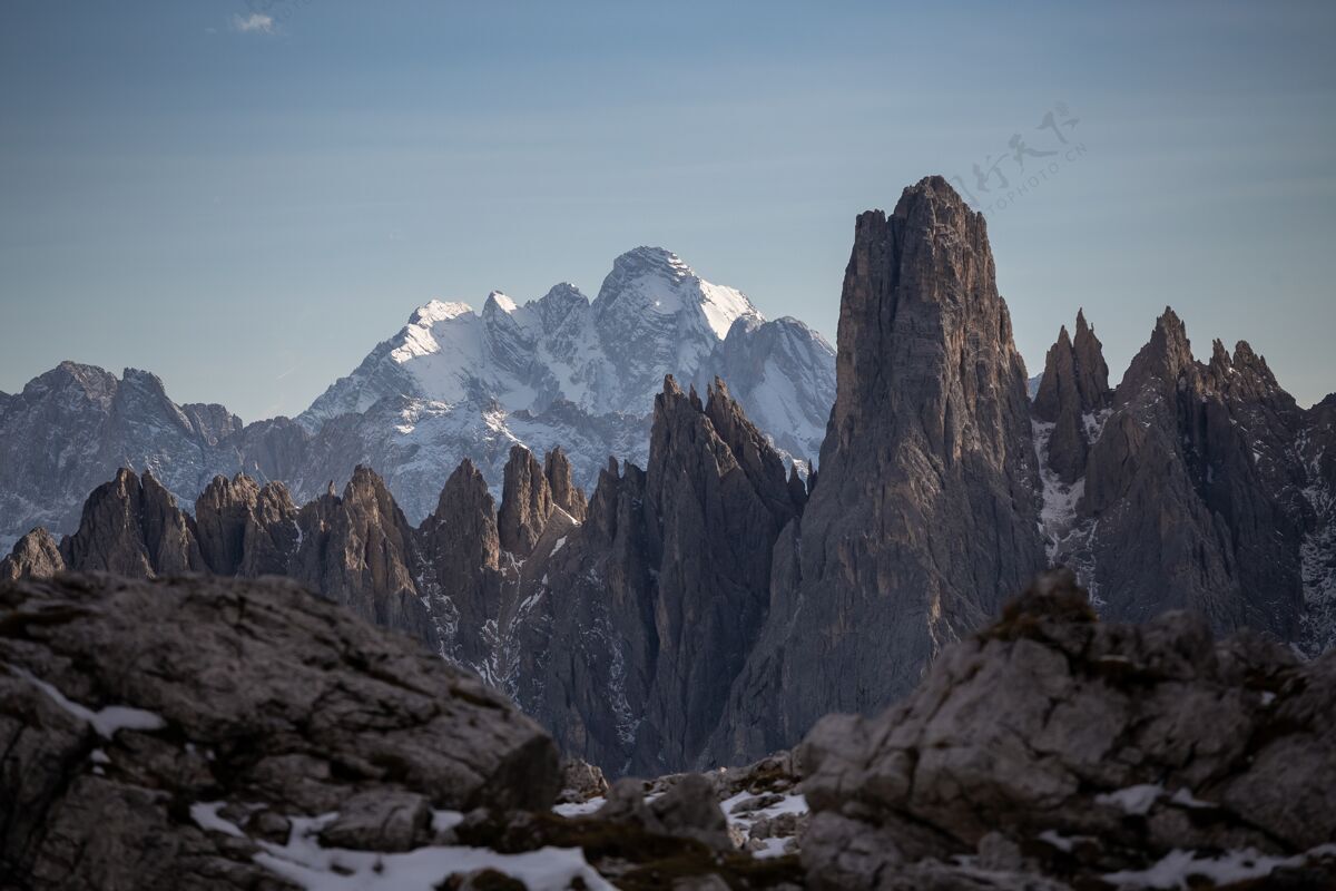 欧洲意大利阿尔卑斯山卡迪尼迪米苏拉雪山的惊人镜头意大利风景优美山峰
